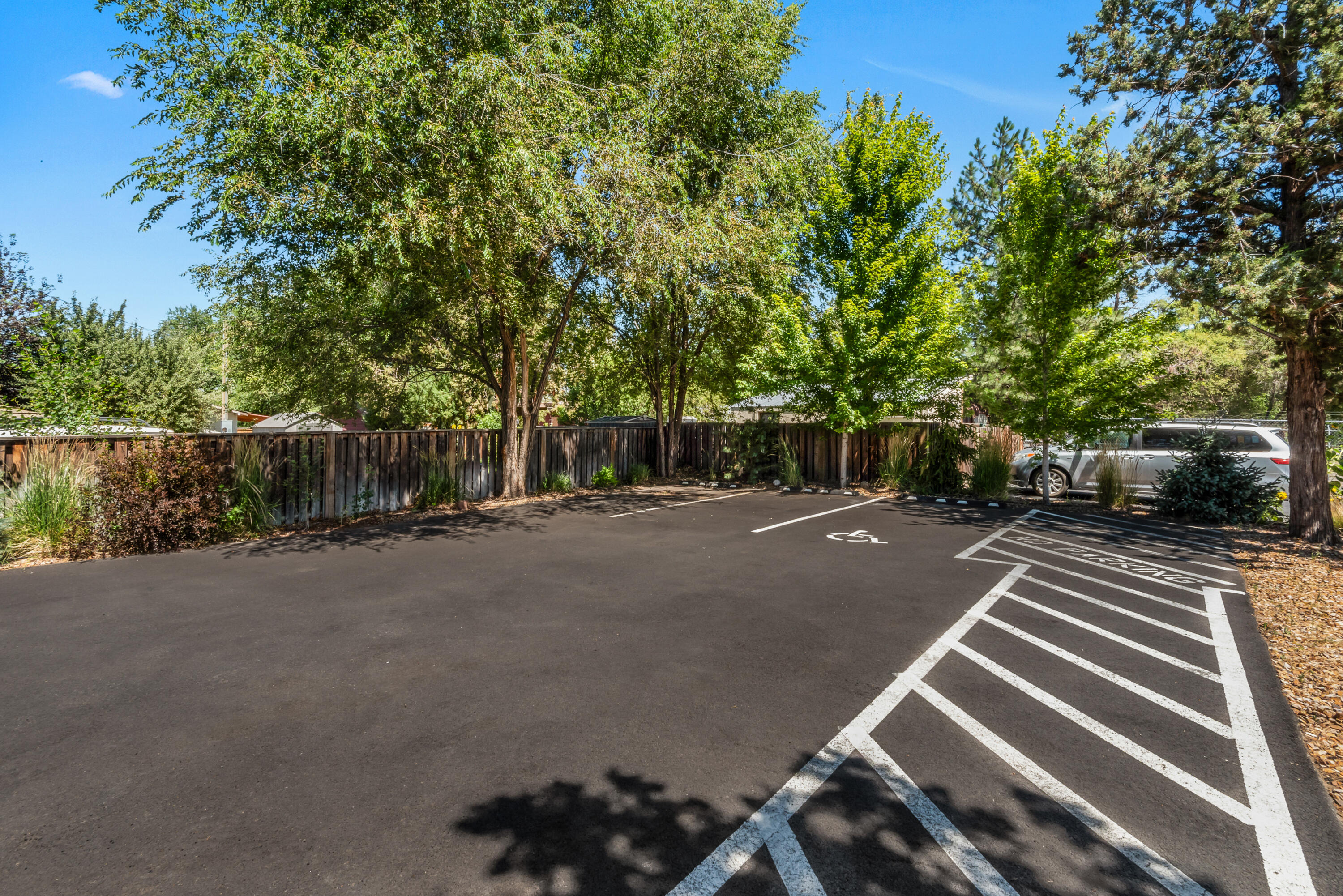 Townsite Of Laidlaw - Commercial Sale