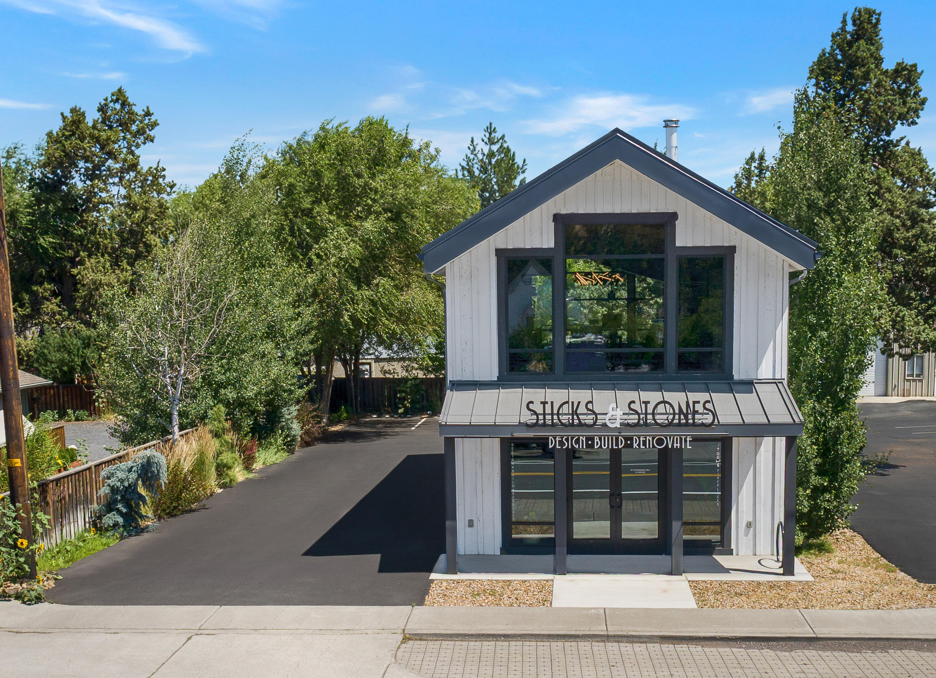 Townsite Of Laidlaw - Commercial Sale