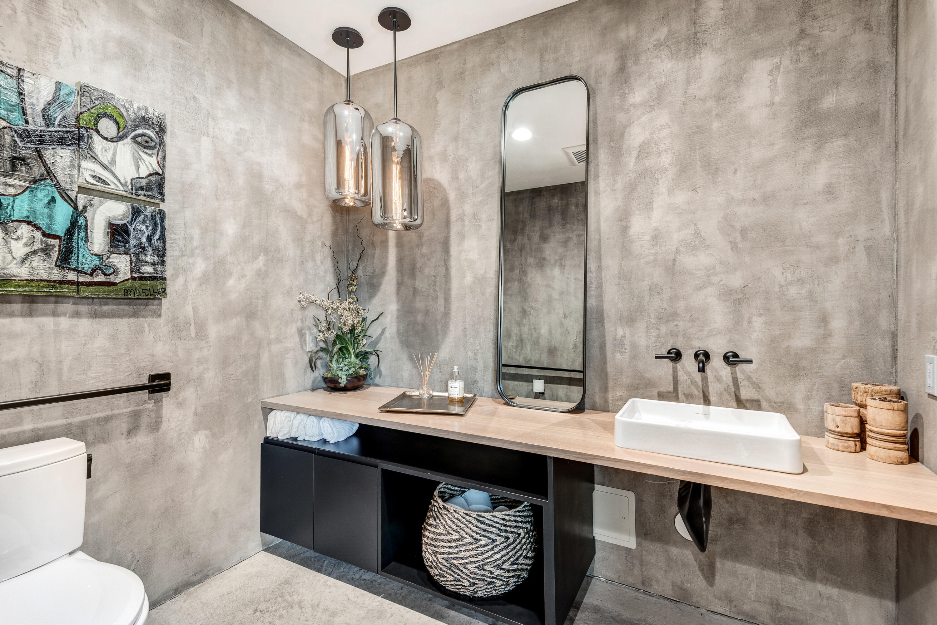 Townsite Of Laidlaw - Commercial Sale