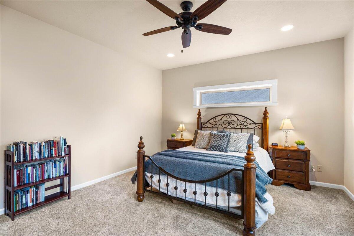 Eagle Crest - Residential