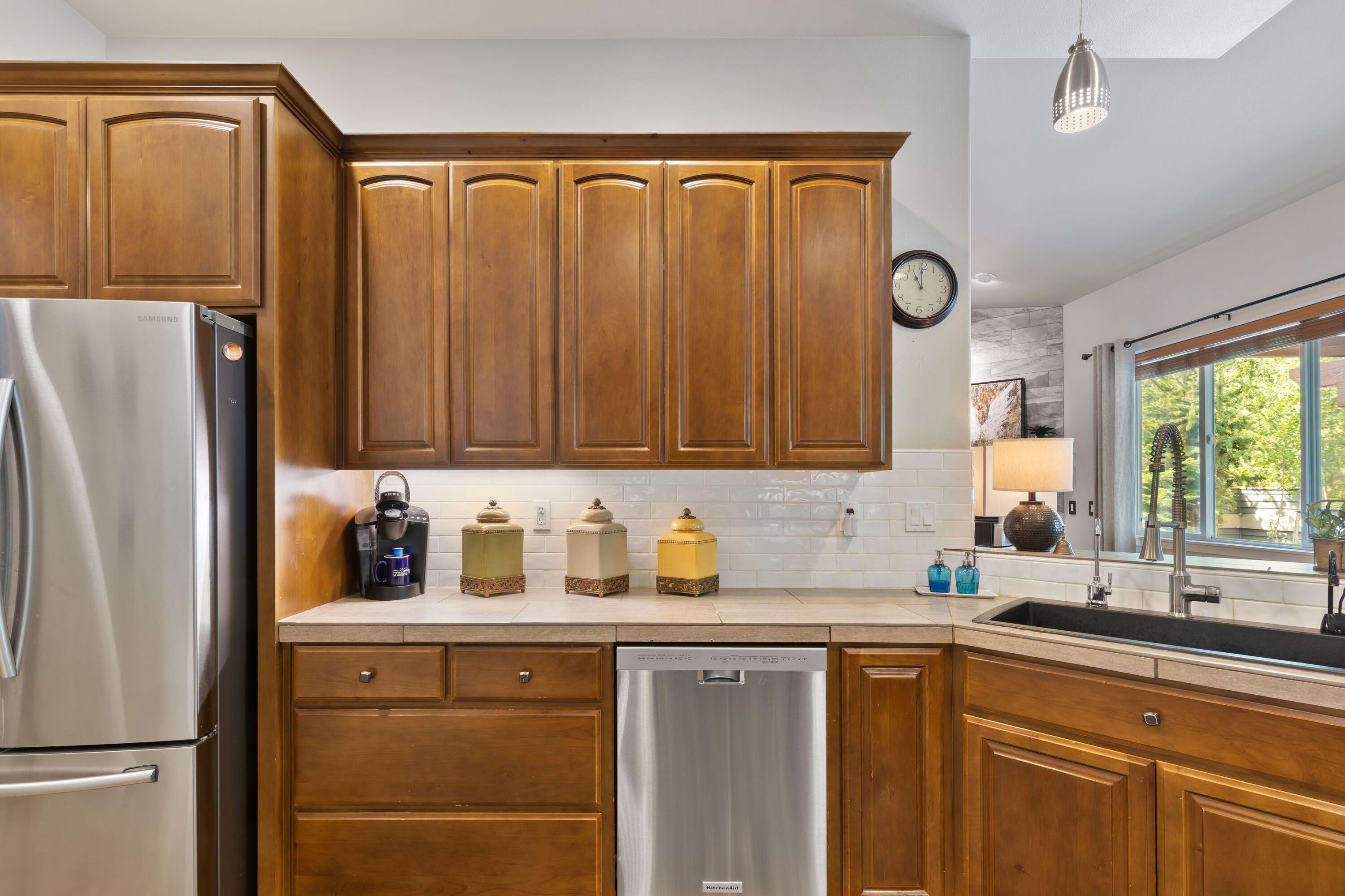 Broken Top - Residential