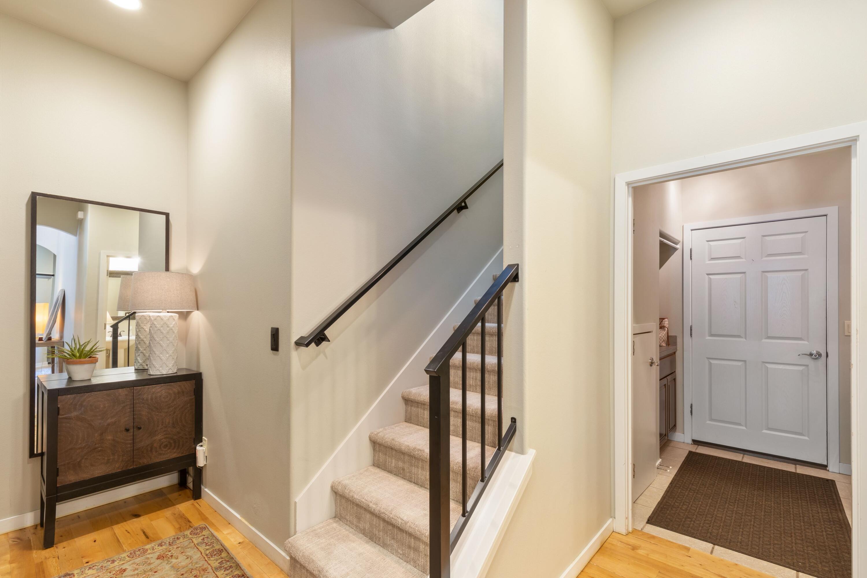 Broken Top - Residential