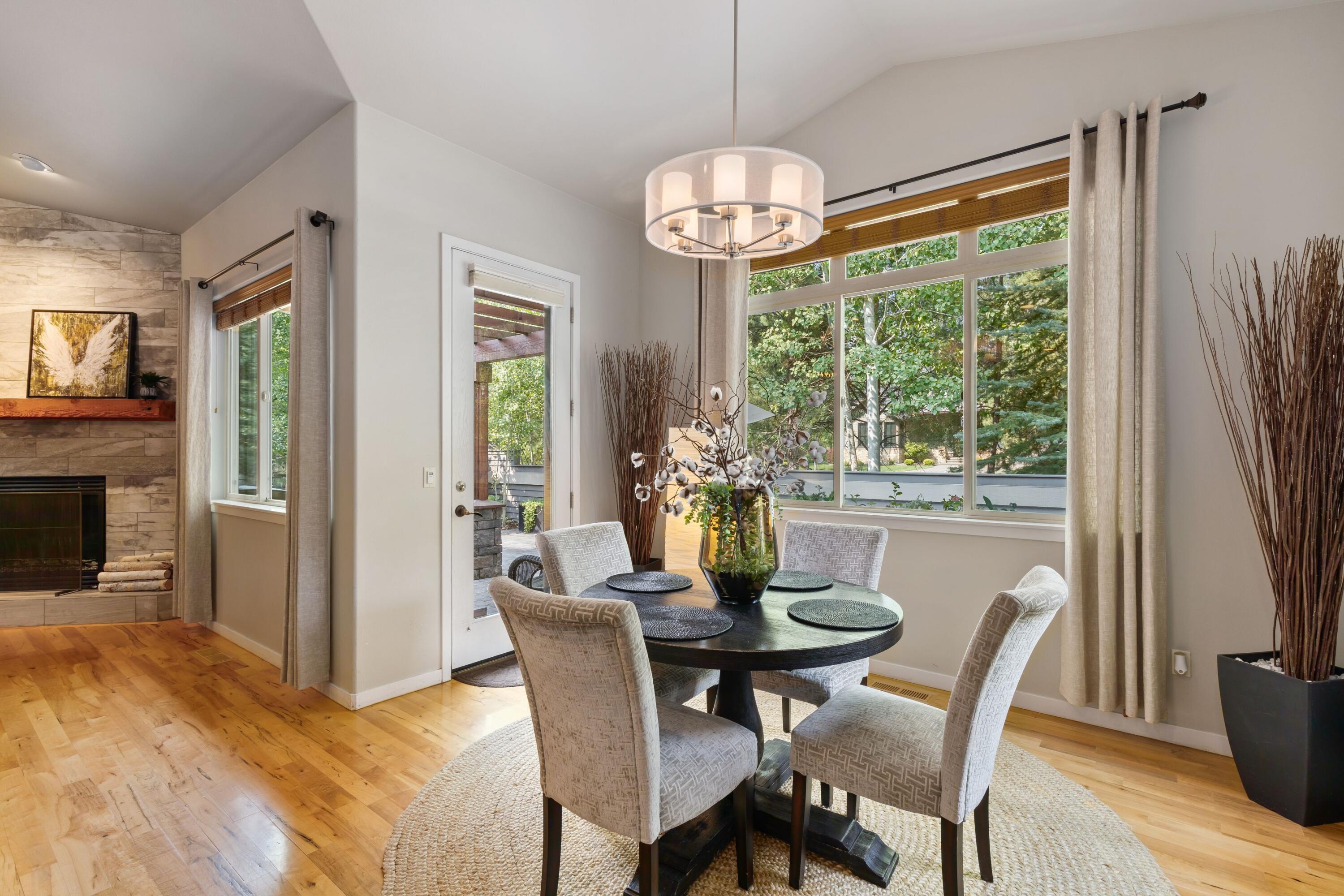 Broken Top - Residential