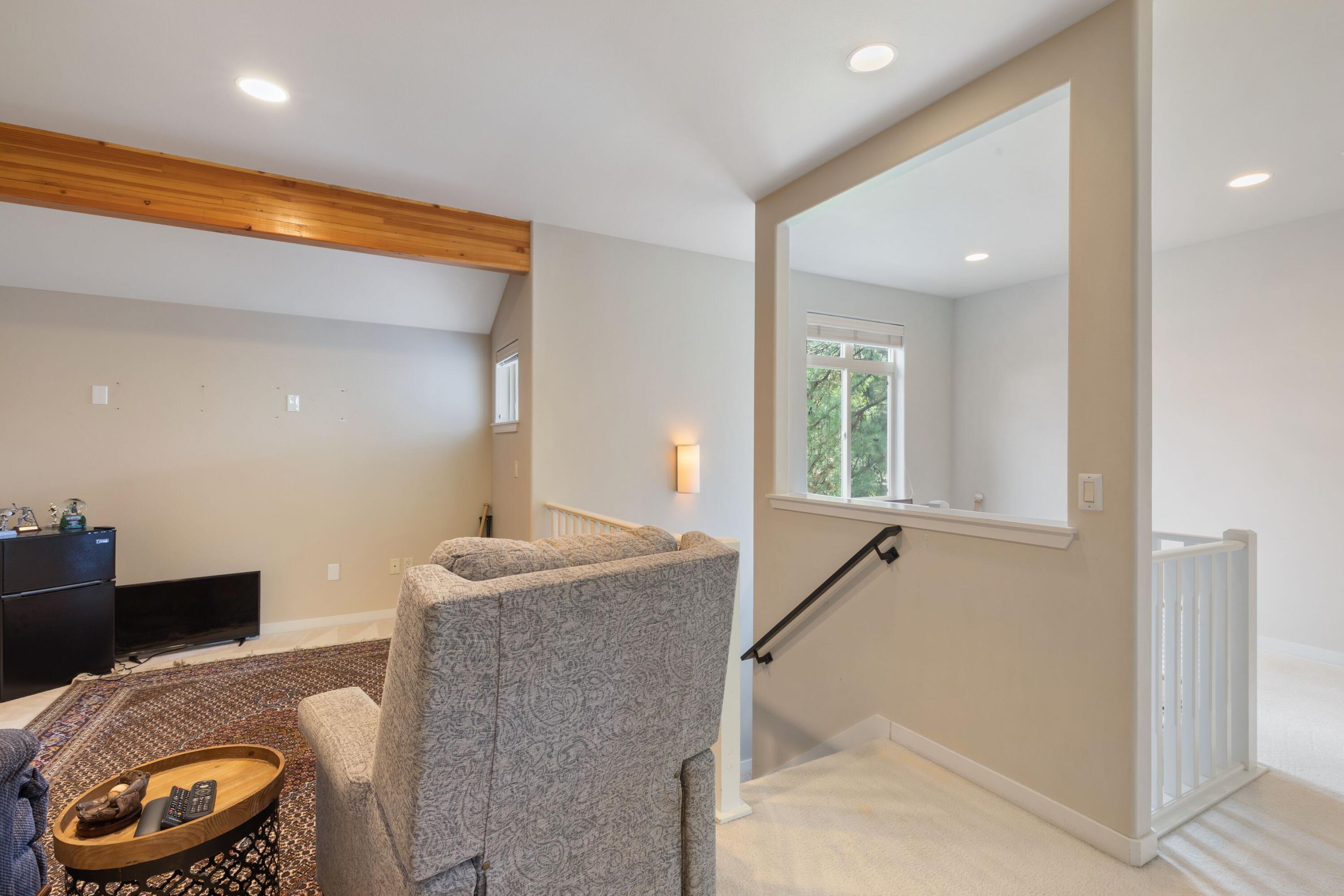 Broken Top - Residential