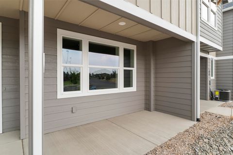 Tiny photo for 3937 SW Coyote Avenue #Lot 154, Redmond, OR 97756 (MLS # 220210392)