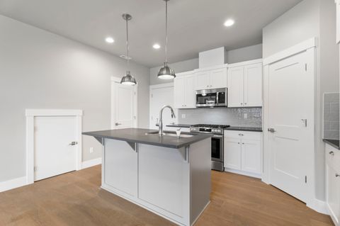 Tiny photo for 3937 SW Coyote Avenue #Lot 154, Redmond, OR 97756 (MLS # 220210392)