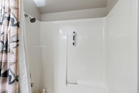 Tiny photo for 13692 Owls Clover, RH9, Black Butte Ranch, OR 97759 (MLS # 220210691)