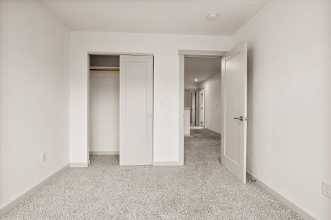 Tiny photo for 550 NW 28th Court, Redmond, OR 97756 (MLS # 220212461)