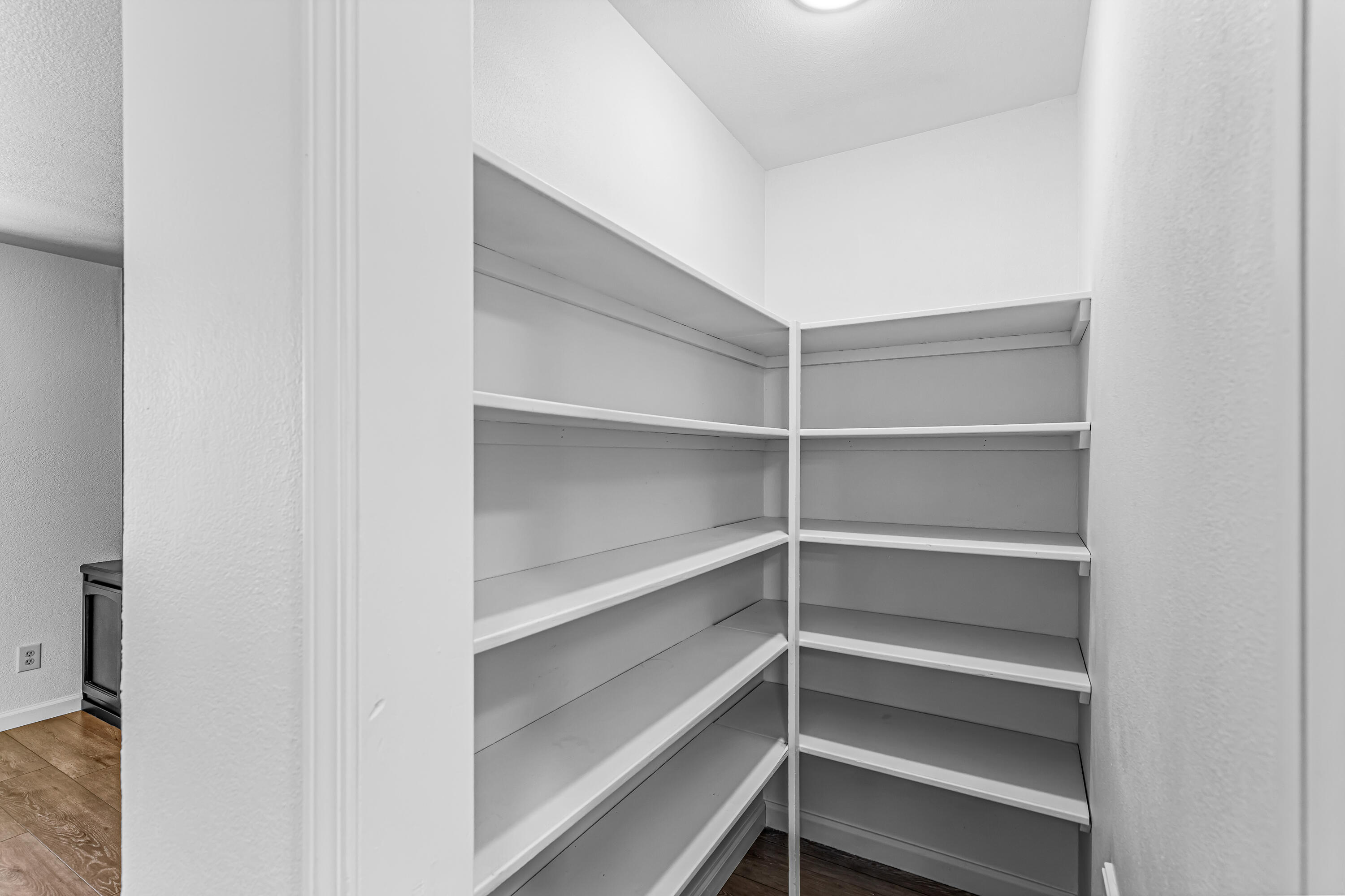 Montcrest Villa - Residential