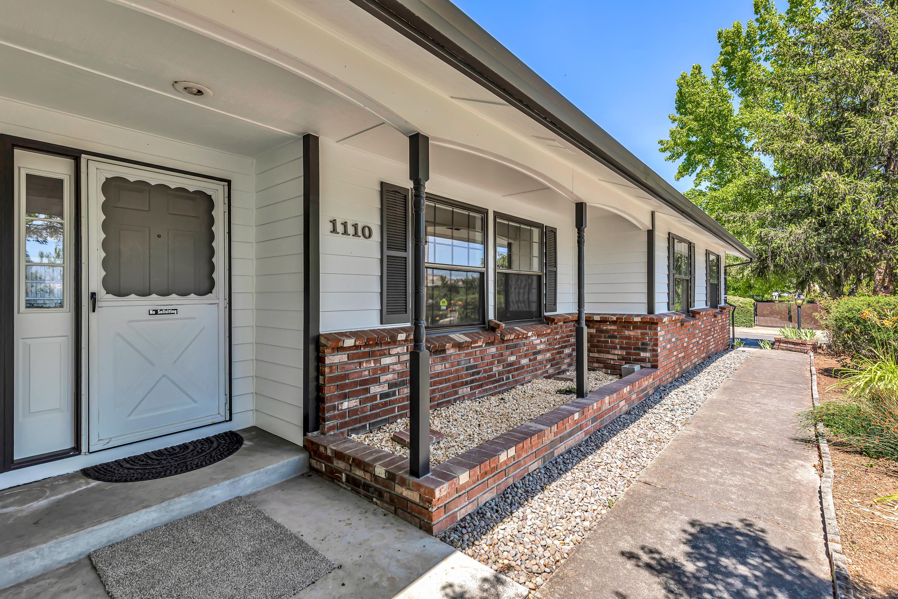 Montcrest Villa - Residential