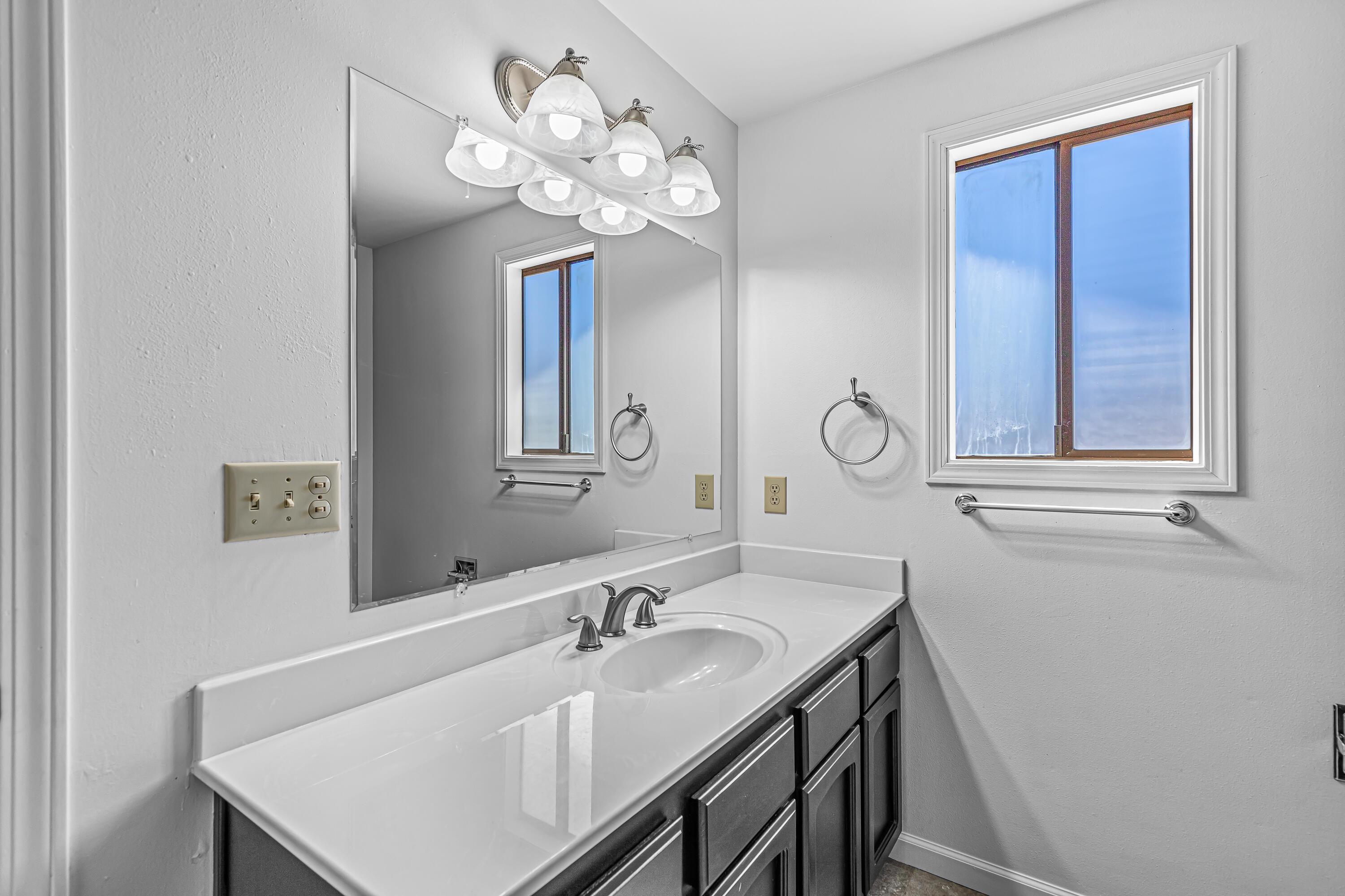 Montcrest Villa - Residential