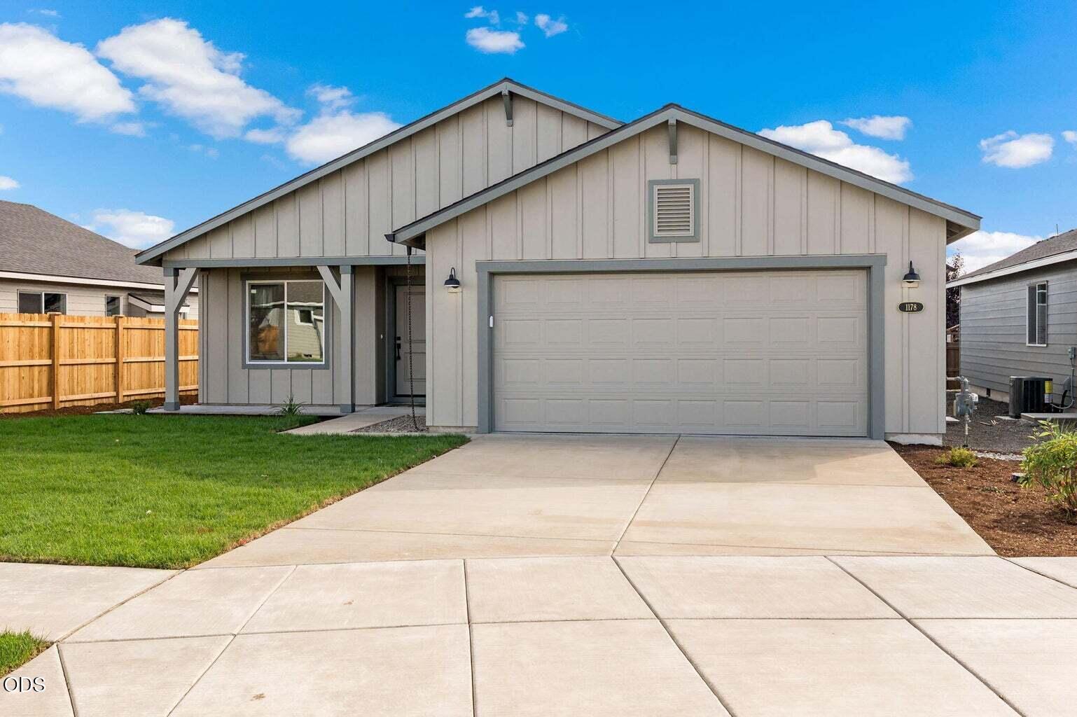 61801 Camellia Street 51