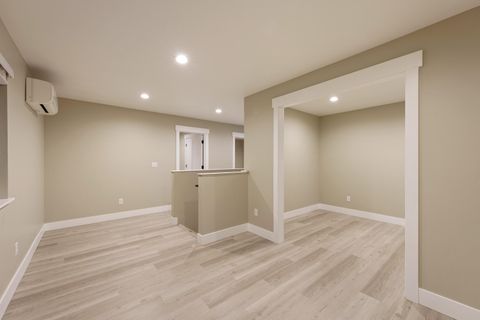 Tiny photo for 775 NE Franklin Avenue, Bend, OR 97701 (MLS # 220214204)