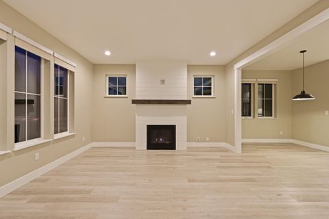 Tiny photo for 775 NE Franklin Avenue, Bend, OR 97701 (MLS # 220214204)