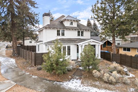 Tiny photo for 775 NE Franklin Avenue, Bend, OR 97701 (MLS # 220214204)