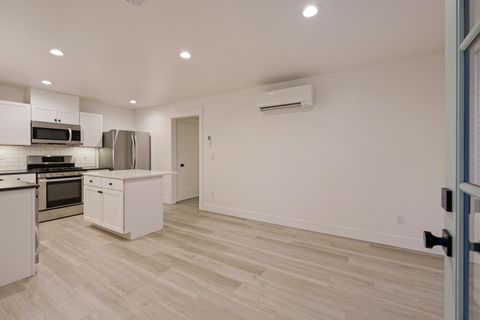 Tiny photo for 775 NE Franklin Avenue, Bend, OR 97701 (MLS # 220214204)