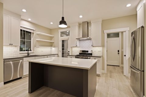 Tiny photo for 775 NE Franklin Avenue, Bend, OR 97701 (MLS # 220214204)