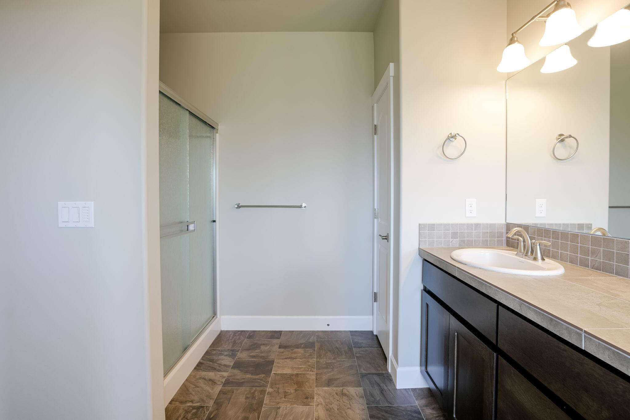 27 Elm - Residential