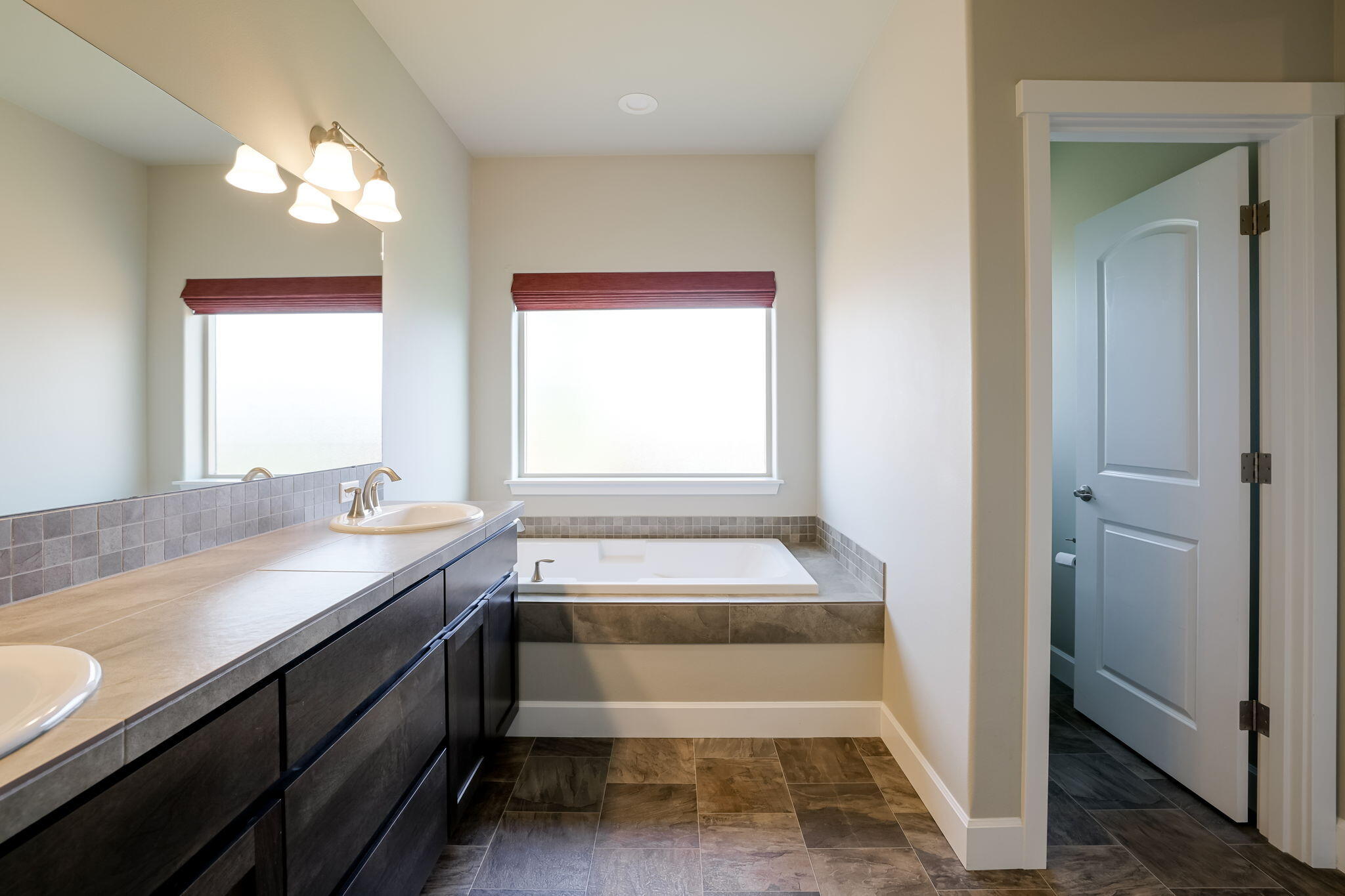 27 Elm - Residential