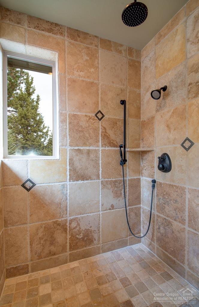 Awbrey Glen - Residential