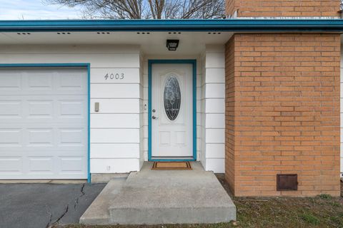 Photo of 4003 Mazama Drive, Klamath Falls, OR 97603 (MLS # 220215062)