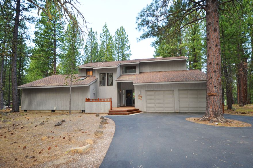 Welcome to GM 84. Home features include: primary bedroom, two bathrooms, kitchen, laundry room & great room all on the first floor. On the second floor, find two bedrooms as well as a full bathroom for all your family and guests. Views of the 2nd & 3rd holes on the Glaze Meadow Golf Course as well as views of Mt. Jefferson, Black Butte, Gosling Lake and Homestead Lake from both the great room and outdoor patio.