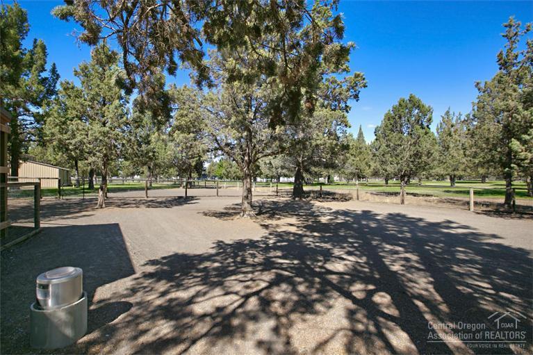 Horseshoe Acres - Residential