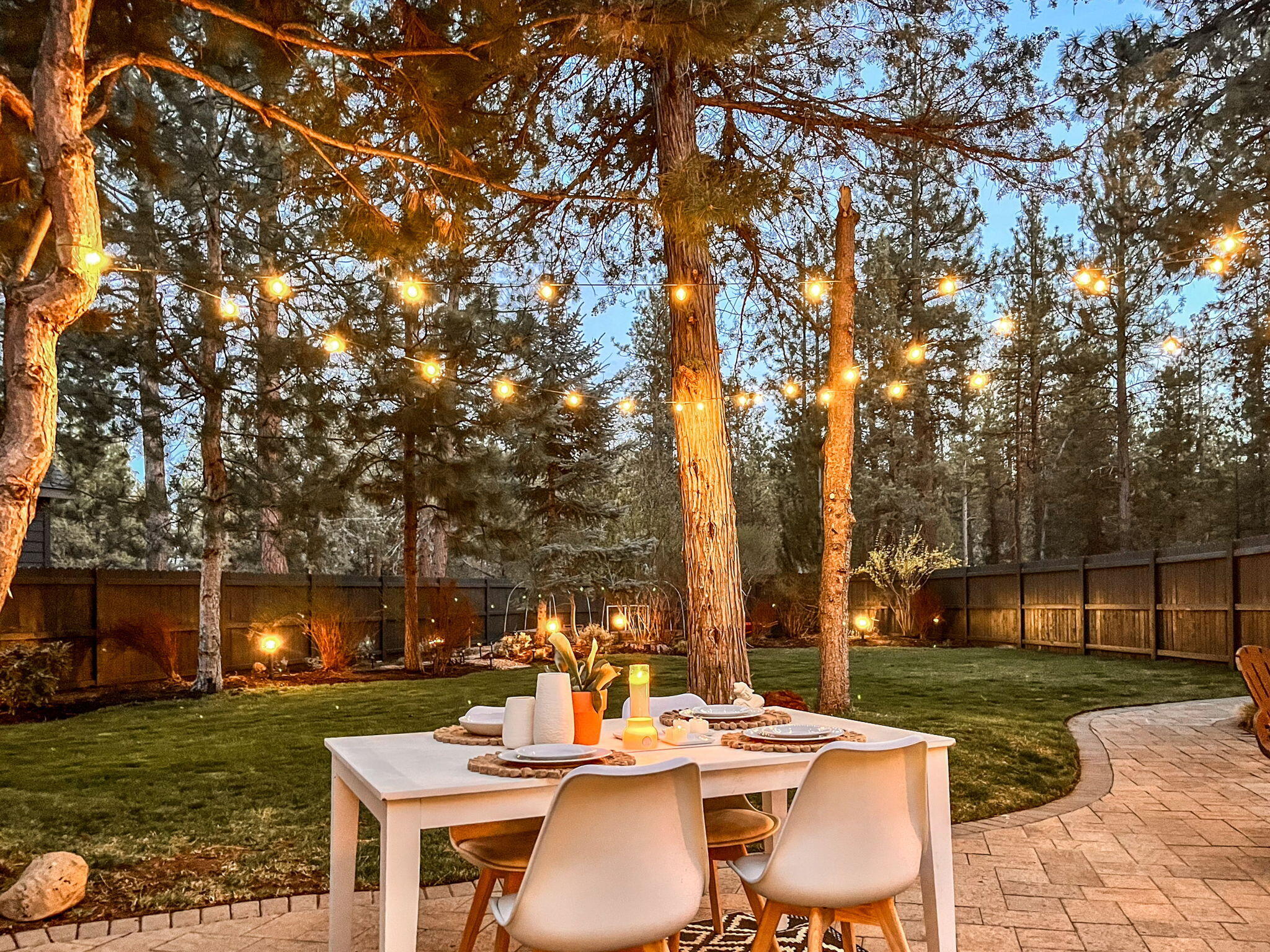 1117 E Creekside Court