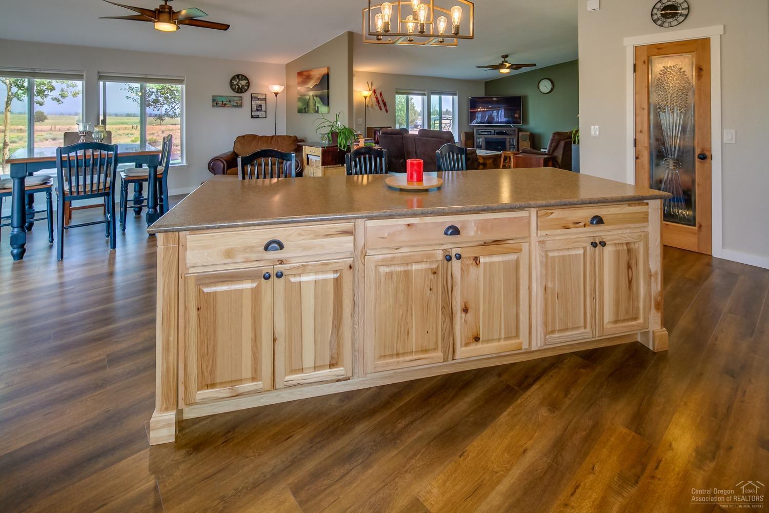 Shamrock Estate - Residential