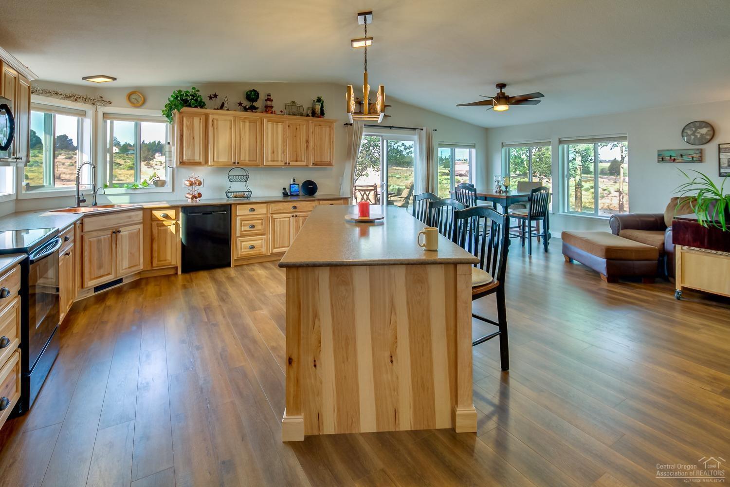 Shamrock Estate - Residential