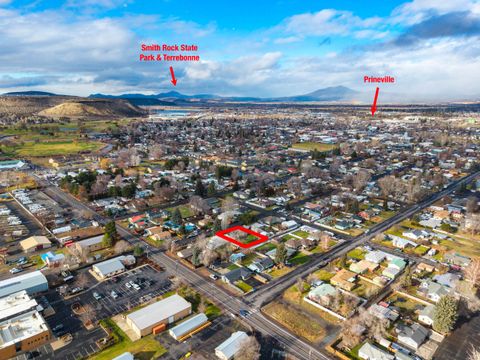 Tiny photo for 704 SE Elm Street, Prineville, OR 97754 (MLS # 220213115)