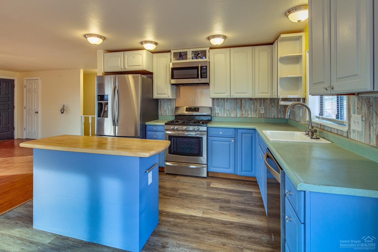 Golden Horseshoe - Residential