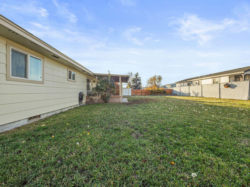 Mazama Gardens - Residential