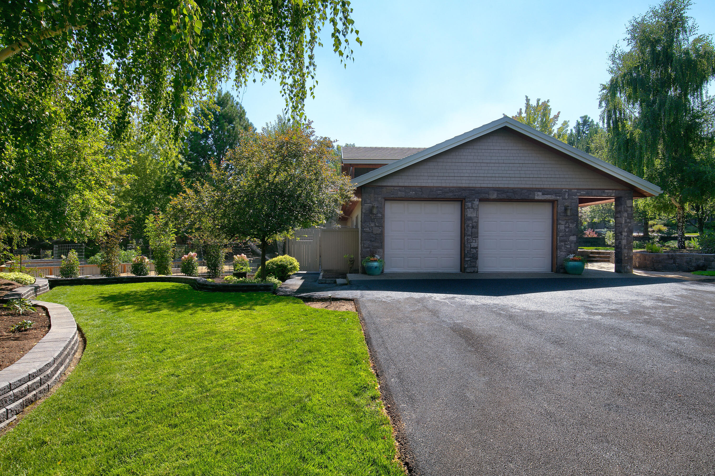 Mtn Gate - Residential