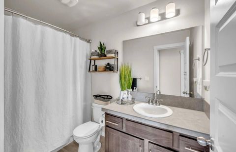 Tiny photo for 16496 Pine Creek Dr Crk, La Pine, OR 97739 (MLS # 220213245)