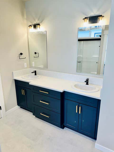Tiny photo for 627 Terrazzo Way, Medford, OR 97501 (MLS # 220224361)