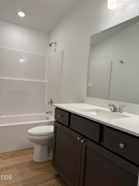 Tiny photo for 680 NE Rickenbacker Road #141, Madras, OR 97741 (MLS # 220222907)