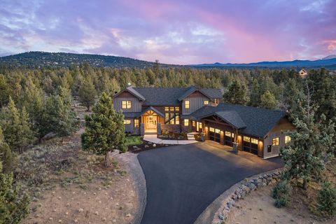 Photo of 20055 Pacific Heights Road, Bend, OR 97703 (MLS # 220221303)
