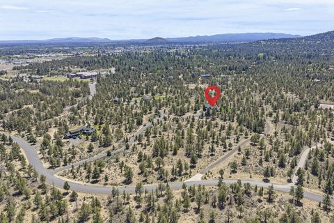 Tiny photo for 20055 Pacific Heights Road, Bend, OR 97703 (MLS # 220221303)