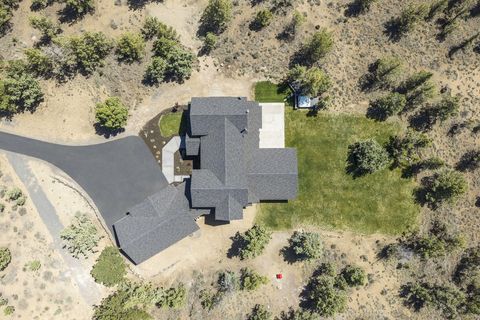 Tiny photo for 20055 Pacific Heights Road, Bend, OR 97703 (MLS # 220221303)