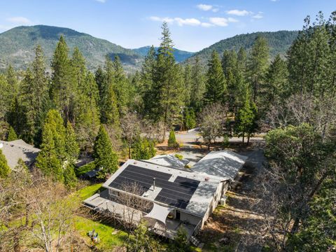 Tiny photo for 287 Surrey Drive, Grants Pass, OR 97526 (MLS # 220217265)