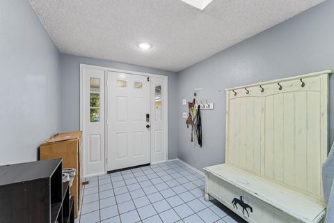 Tiny photo for 287 Surrey Drive, Grants Pass, OR 97526 (MLS # 220217265)