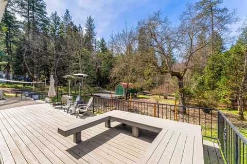 Tiny photo for 287 Surrey Drive, Grants Pass, OR 97526 (MLS # 220217265)