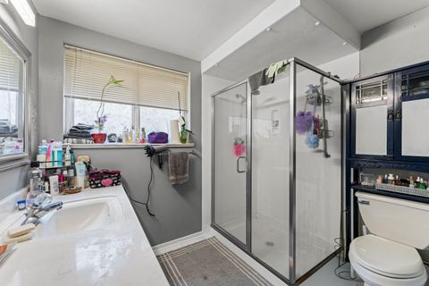 Tiny photo for 287 Surrey Drive, Grants Pass, OR 97526 (MLS # 220217265)