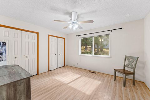 Tiny photo for 287 Surrey Drive, Grants Pass, OR 97526 (MLS # 220217265)