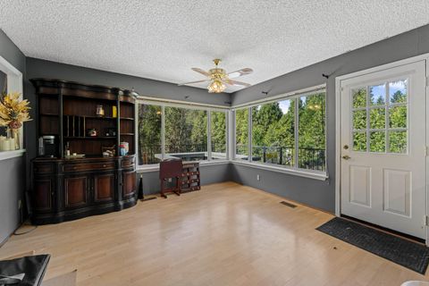 Tiny photo for 287 Surrey Drive, Grants Pass, OR 97526 (MLS # 220217265)