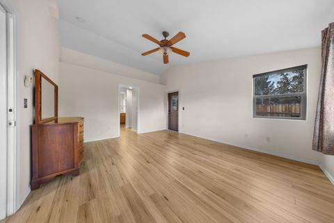 Tiny photo for 65050 92nd Street, Bend, OR 97703 (MLS # 220212024)