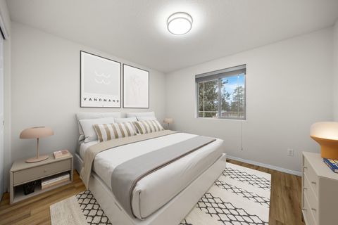 Tiny photo for 65050 92nd Street, Bend, OR 97703 (MLS # 220212024)