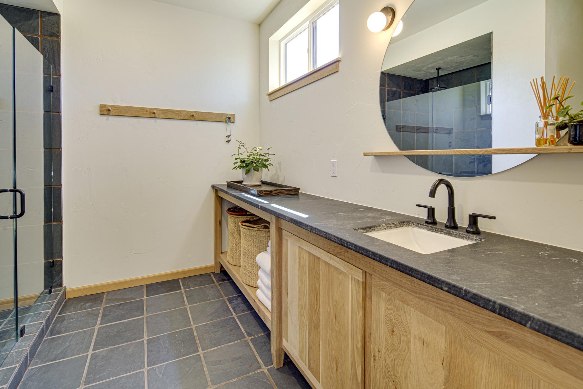 Forked Horn Estate - Residential