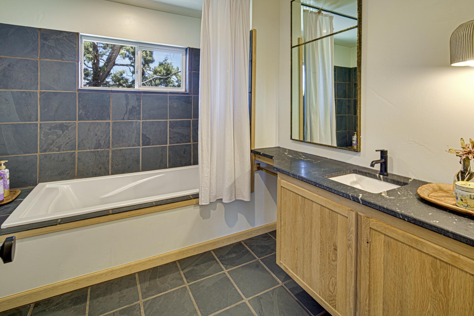 Forked Horn Estate - Residential